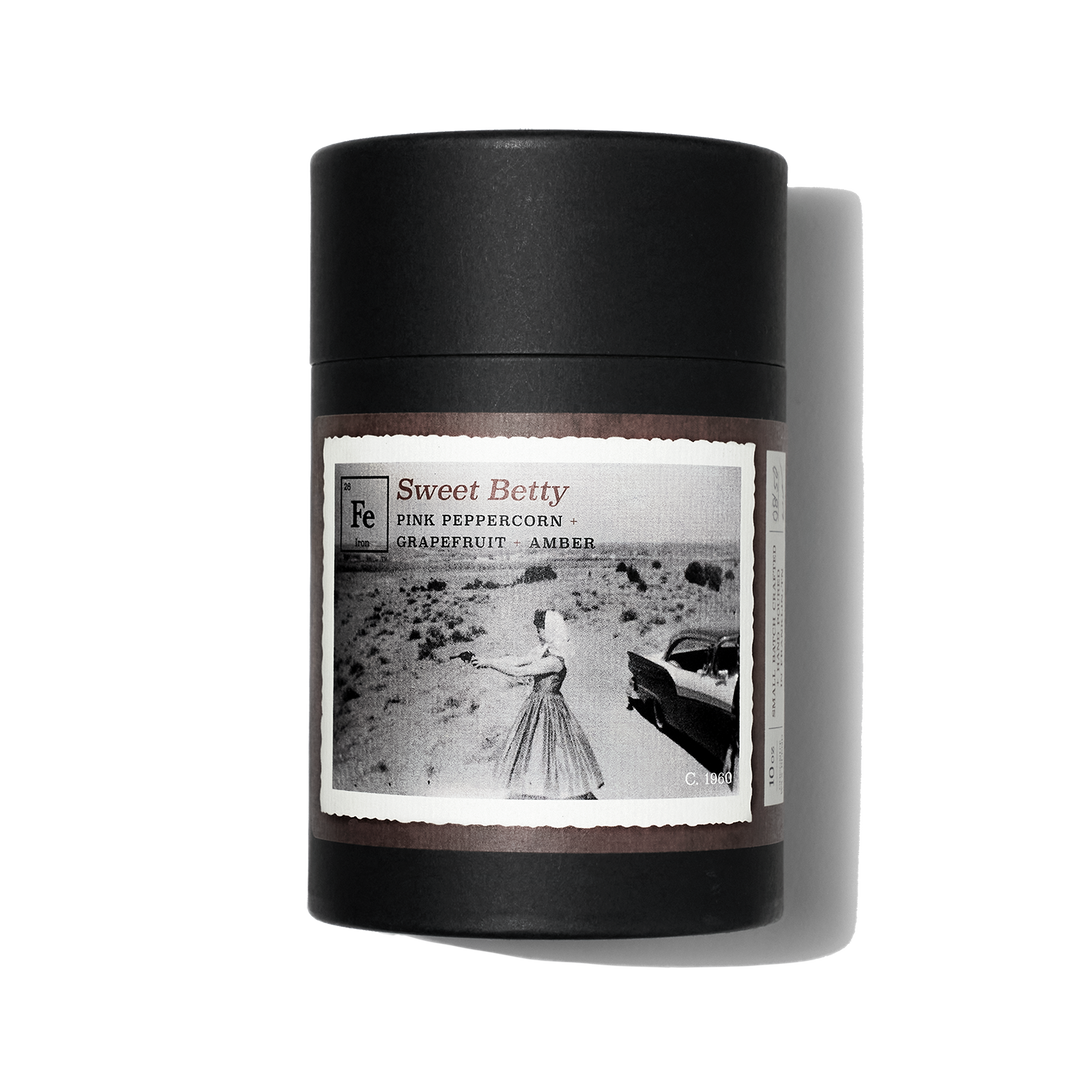 SWEET BETTY 10 oz Candle - Pink Peppercorn + Grapefruit + Amber Candle